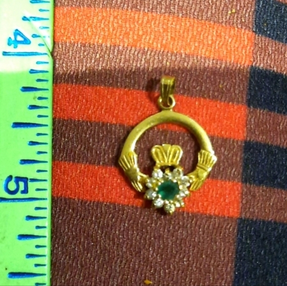GENUINE SOLID 14K YELLOW GOLD AUTHENTIC EMERALD  & WHT TOPAZ CLADDAGH PENDANT - Picture 8 of 8
